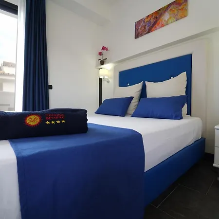 Hotel Villaggio Spiagge Rosse Isola di Capo Rizzuto