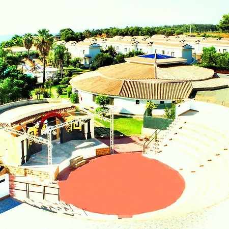 Villaggio Spiagge Rosse 4*
