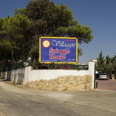 ホテル Villaggio Spiagge Rosse カーポ・リッツート