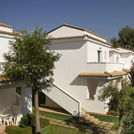Villaggio Spiagge Rosse מלון קאפו ריצוטו
