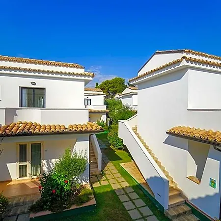 Villaggio Spiagge Rosse Hotel 4*