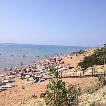 Hotel Villaggio Spiagge Rosse 4*
