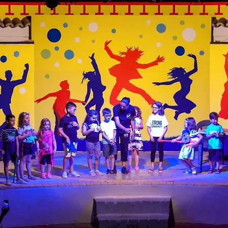 Villaggio Spiagge Rosse 4*